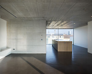 Foto Mehrfamilienhaus Unterer Rheinweg, Basel