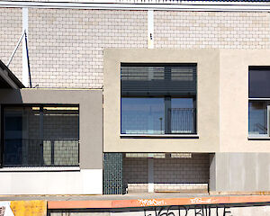 Fassadenmock-up RIehenring steht