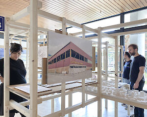 Foto Ausstellung "Transformations-Areale entlang der Bahn"