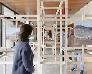 Foto Ausstellung "Transformations-Areale entlang der Bahn"